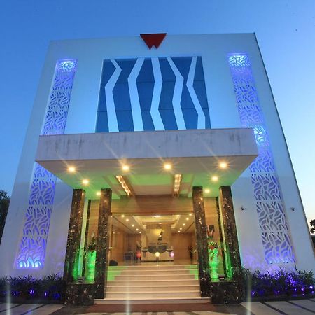 Radha Kund Wingston A Treehouse Hotel Goverdhan מראה חיצוני תמונה