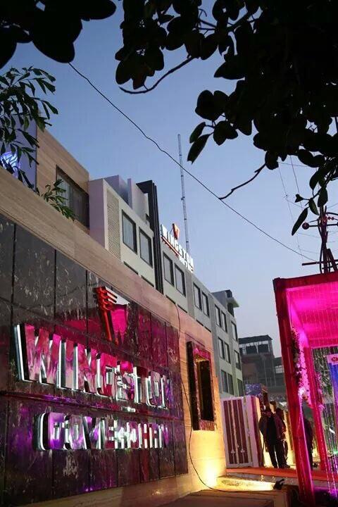 Radha Kund Wingston A Treehouse Hotel Goverdhan מראה חיצוני תמונה